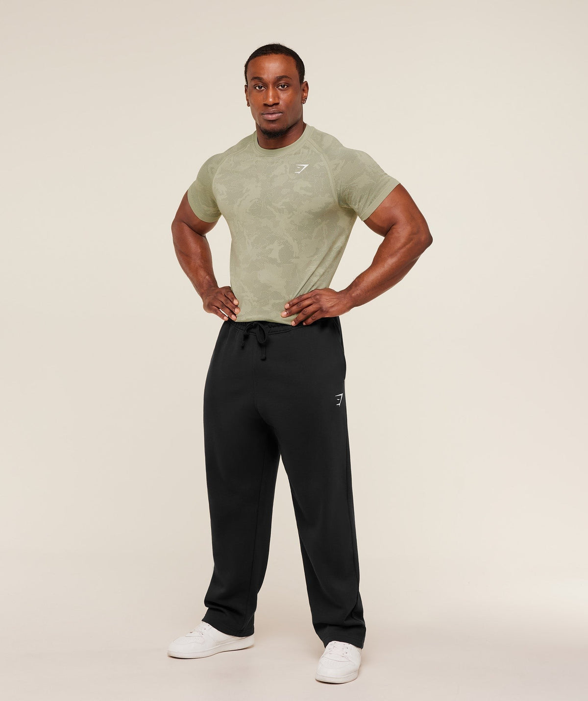 Geo Seamless Tee