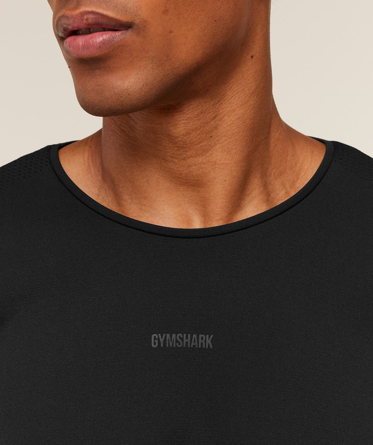 Distance Seamless Tee