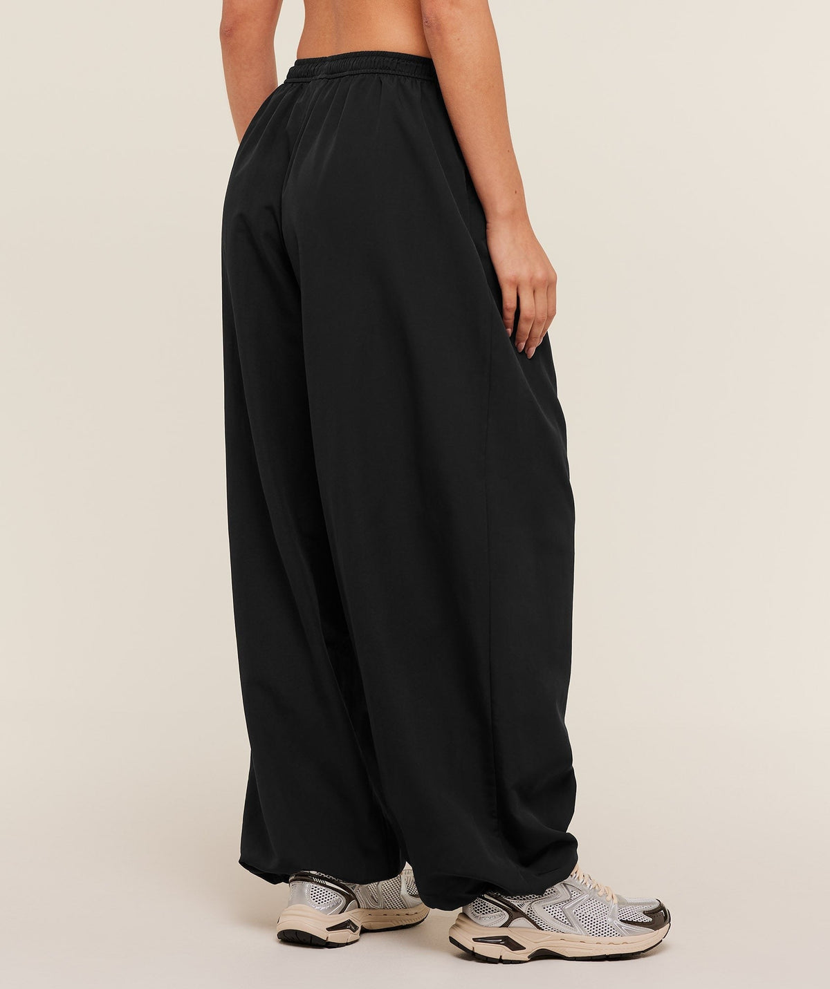 Weekend Lifestyle Parachute Pants