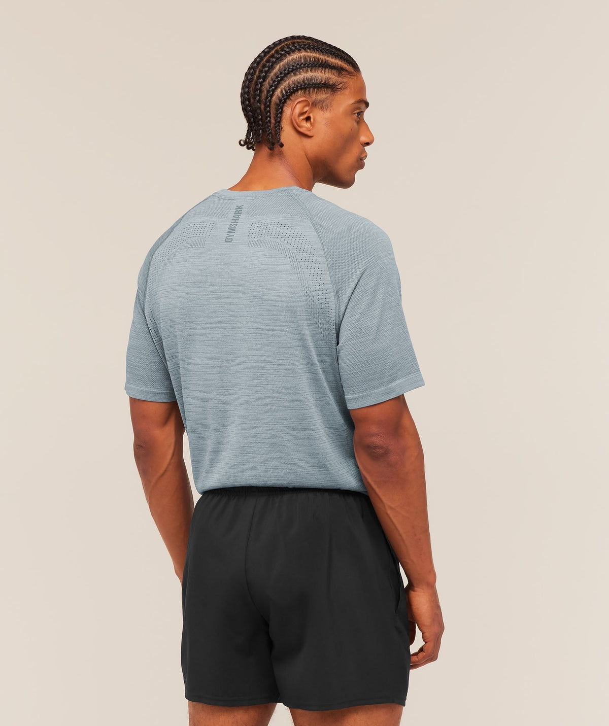 Versatile Seamless Tee