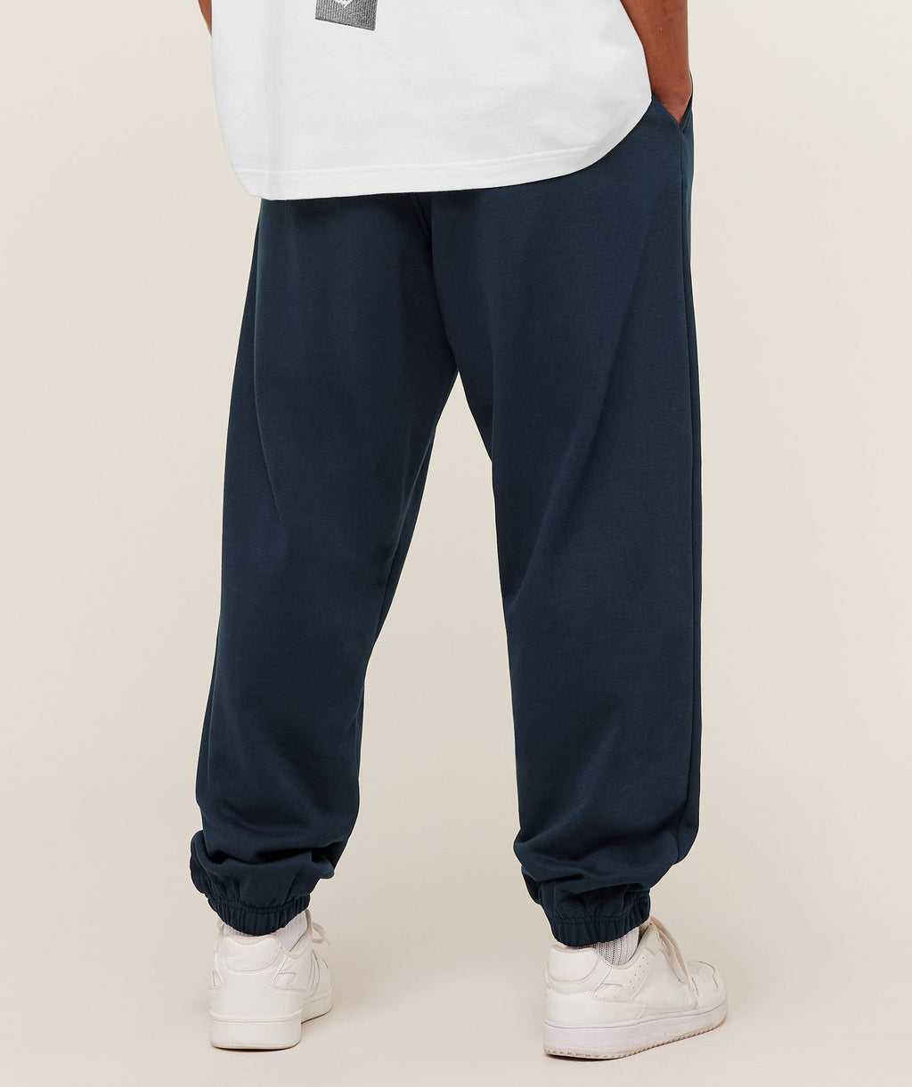 Crest Oversized Jogger