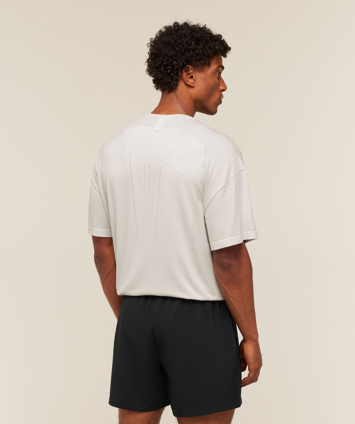 Distance Seamless Tee