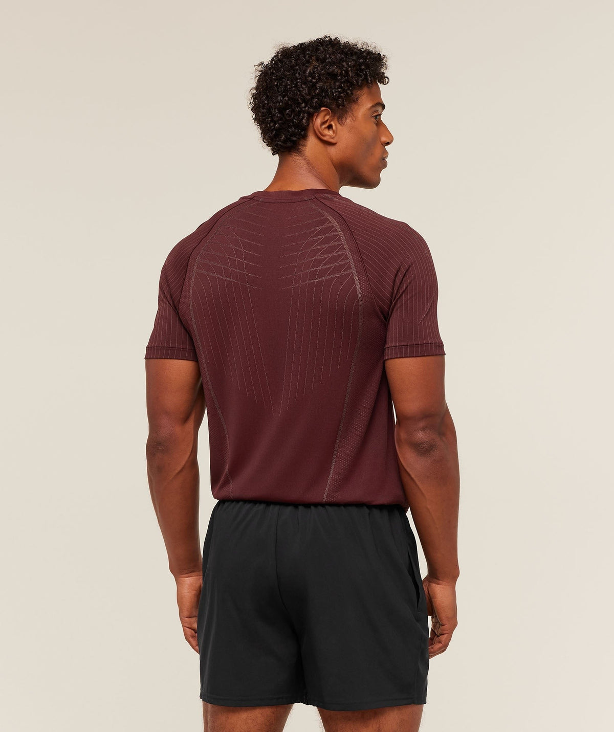 Apex Seamless Tee