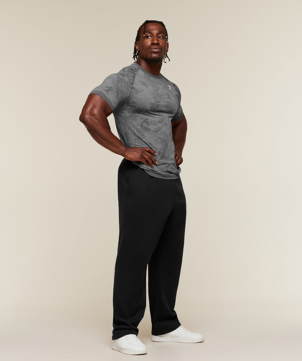 Geo Seamless Tee