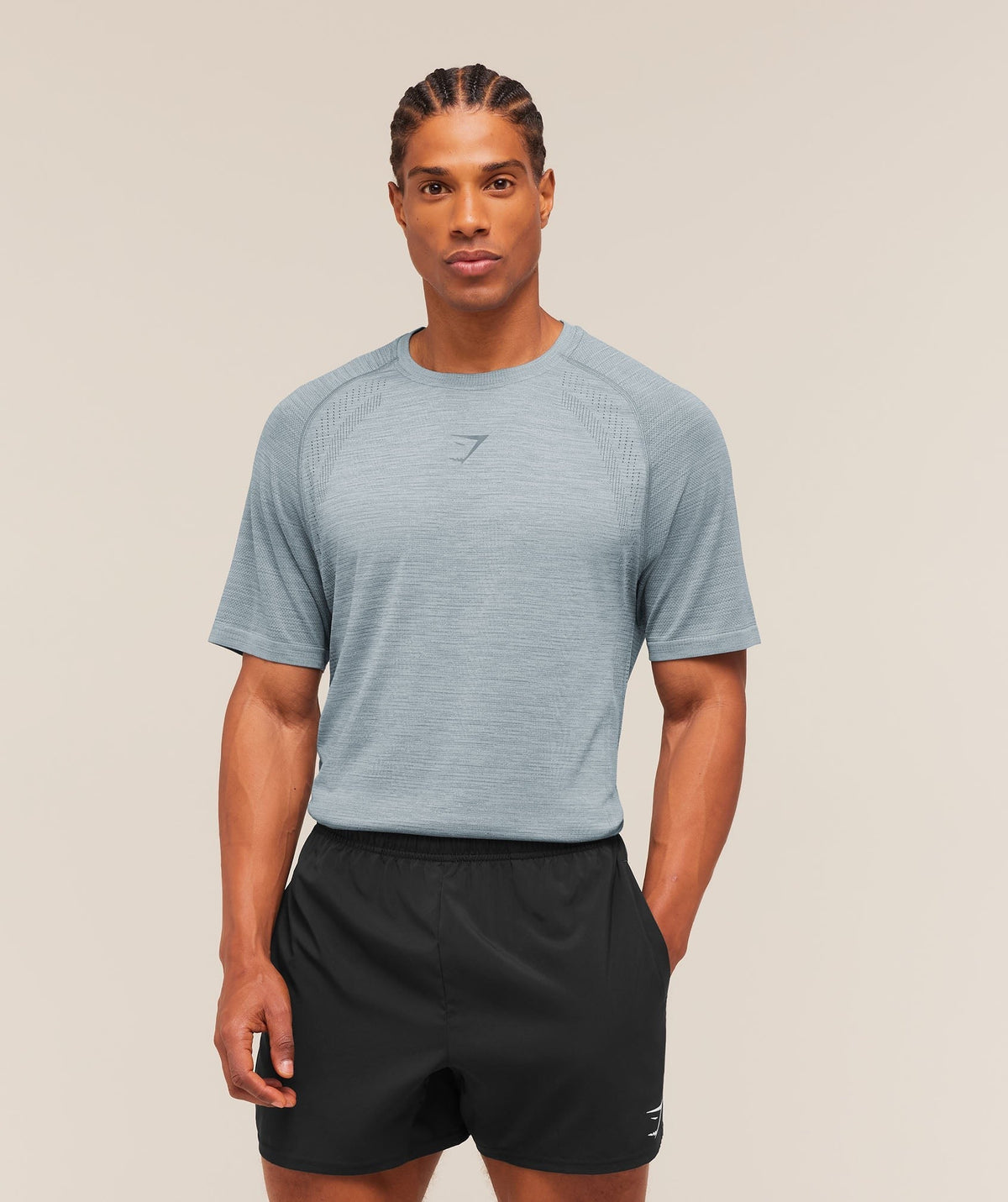 Versatile Seamless Tee