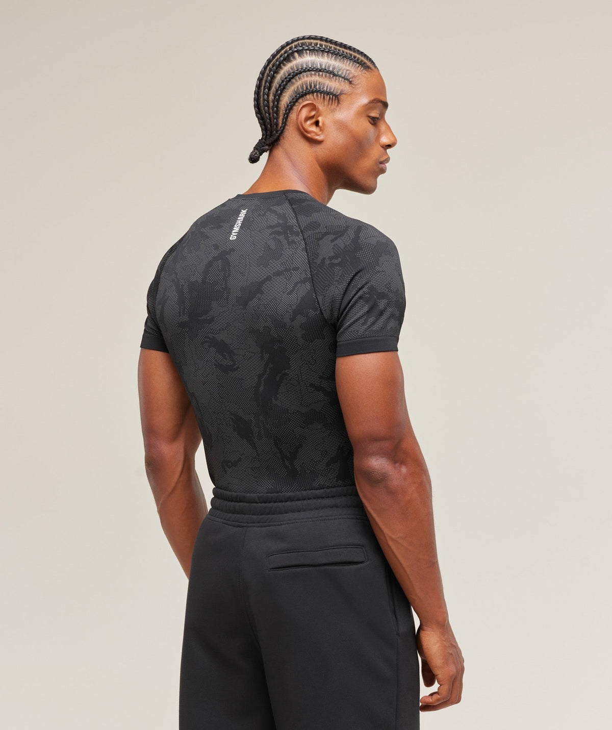 Geo Seamless Tee