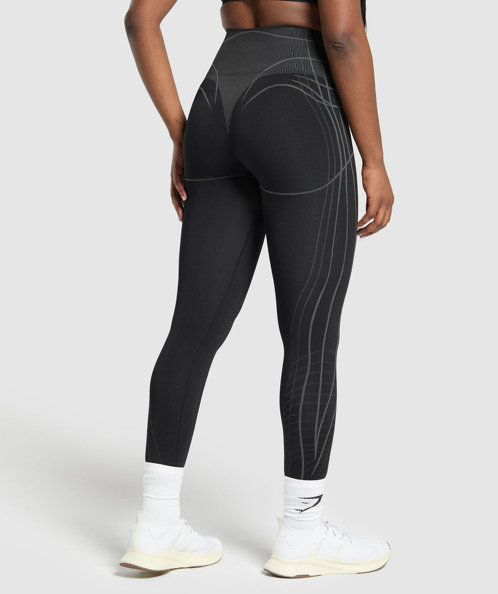 Apex Seamless Strappy Sports Bra