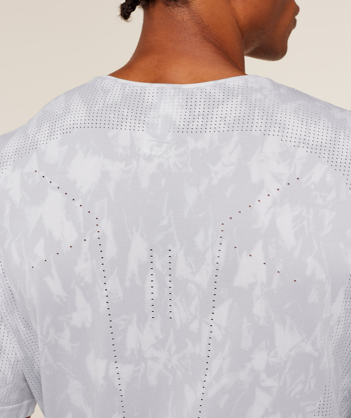 Distance Seamless Tee