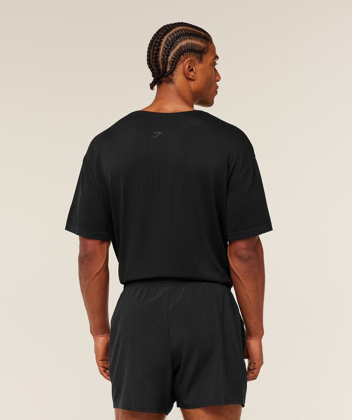 Distance Seamless Tee