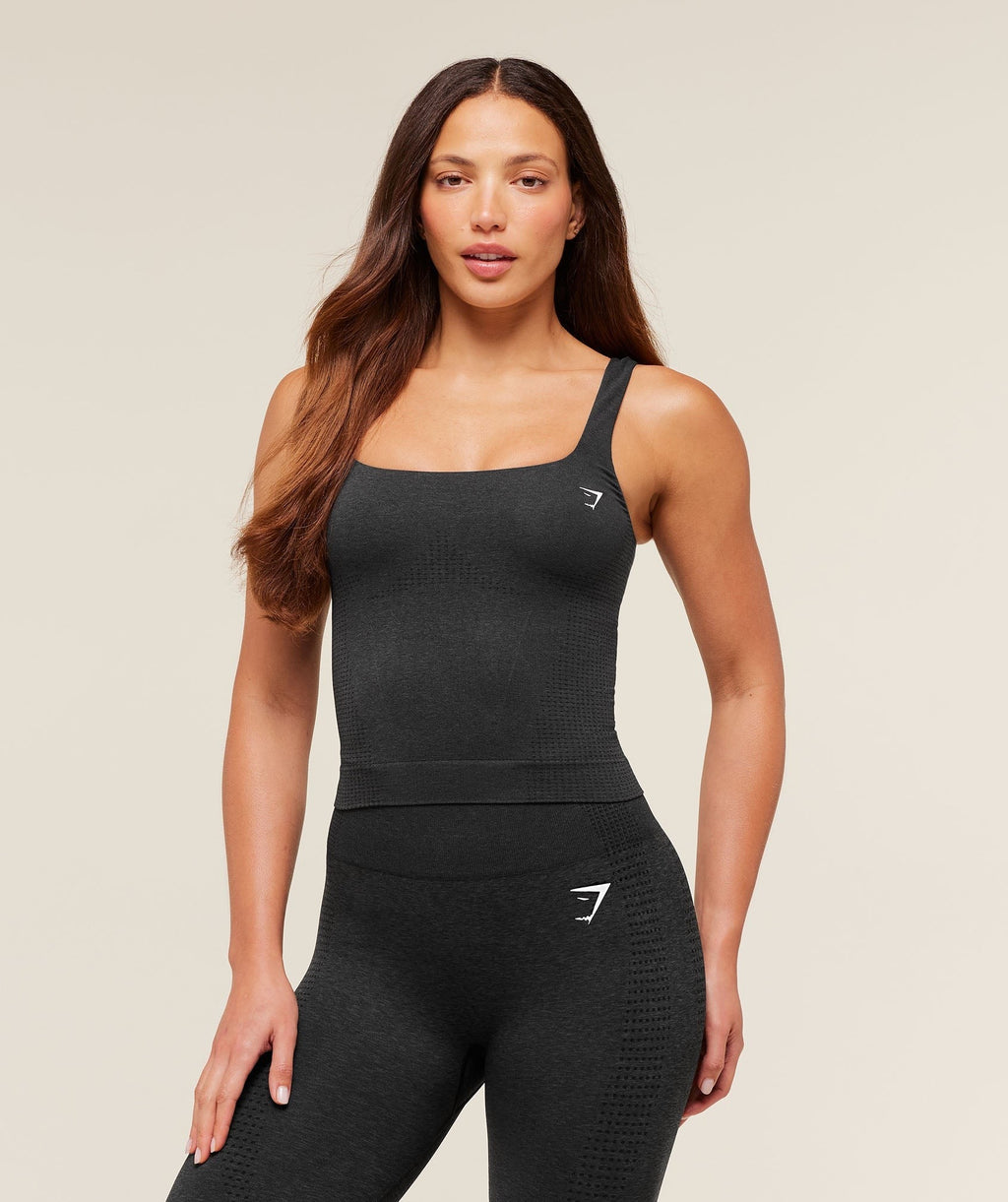 Vital Seamless Tank With Shelf