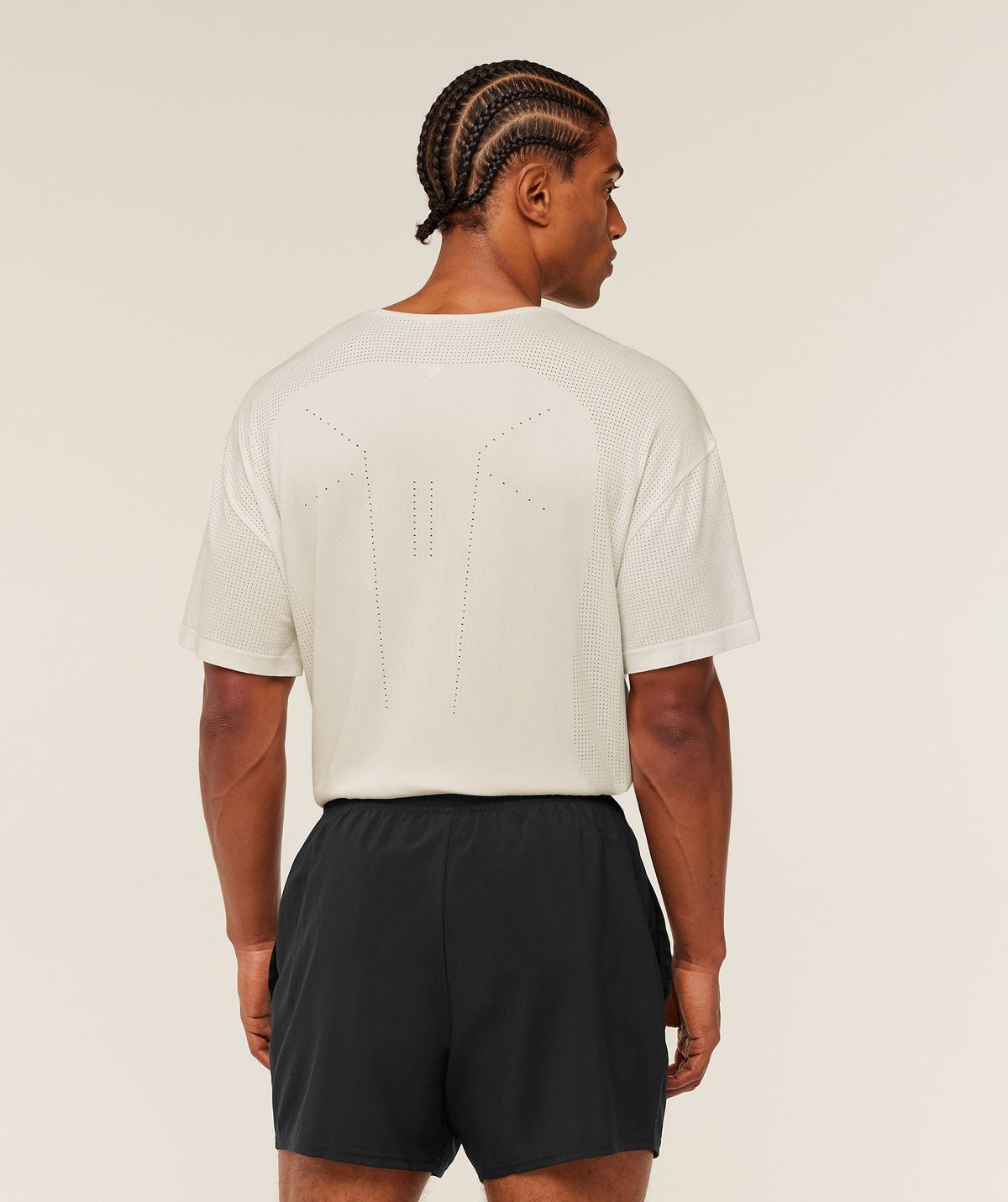 Distance Seamless Tee