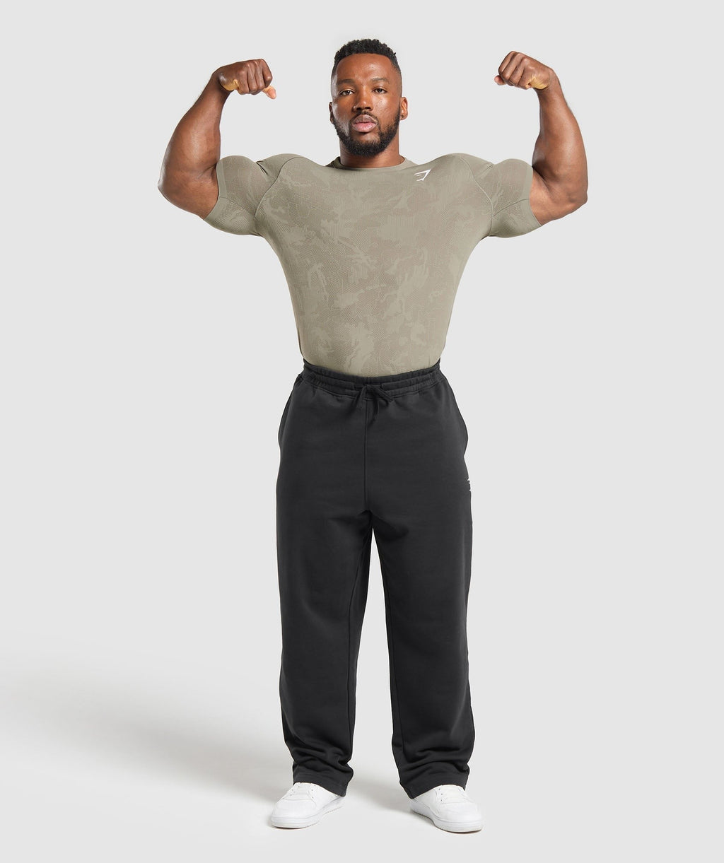 Geo Seamless Tee