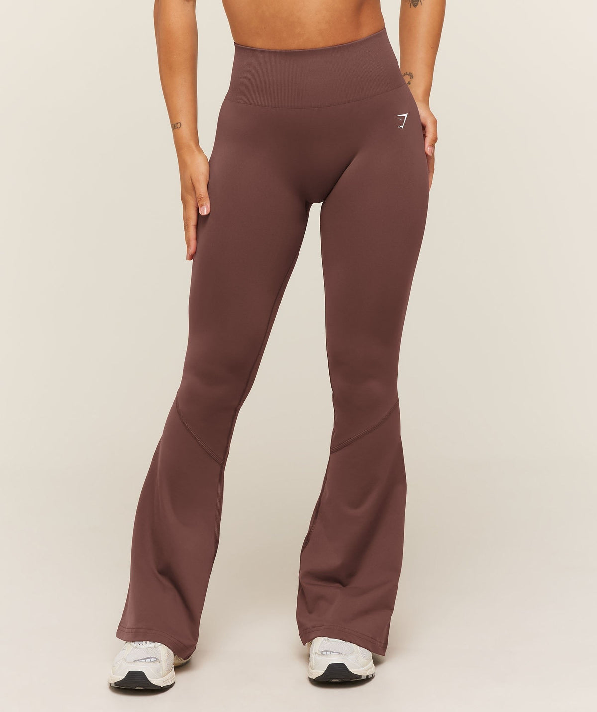 Everyday Seamless Flared Leggings