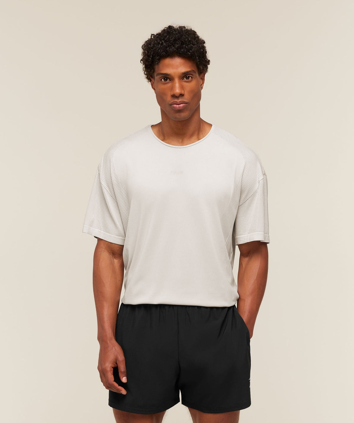 Distance Seamless Tee