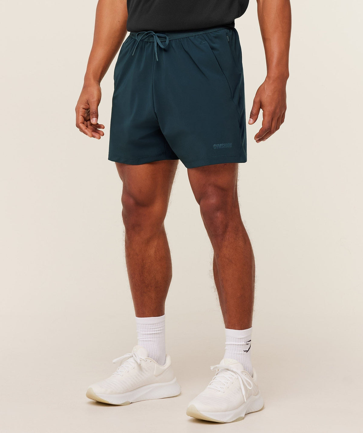 Hybrid 6" Short